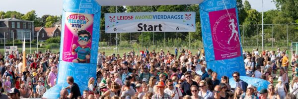 Start en finish van de Leidse Avondvierdaagse