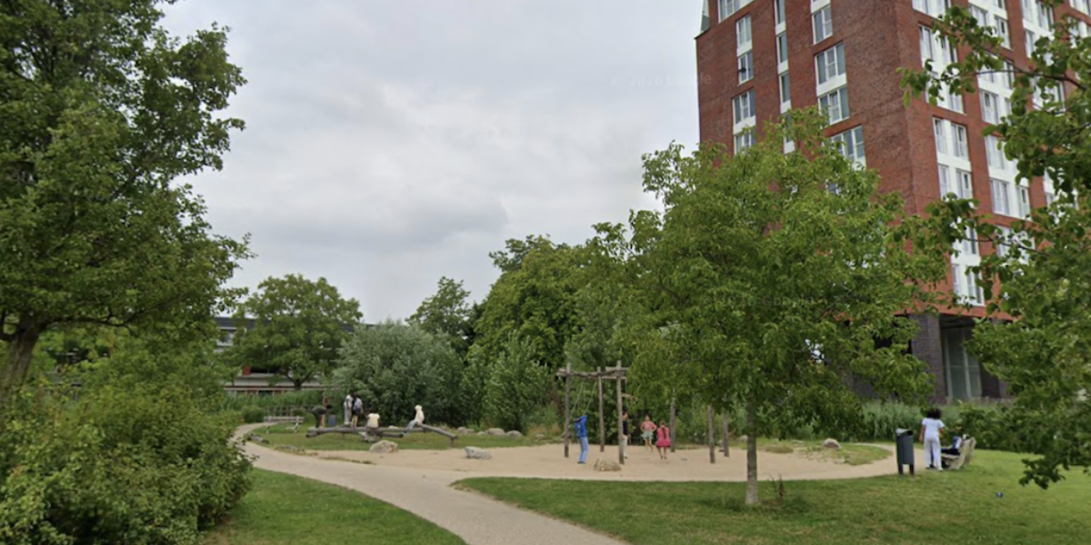 Werkzaamheden aan speelplaatsen in Leiden