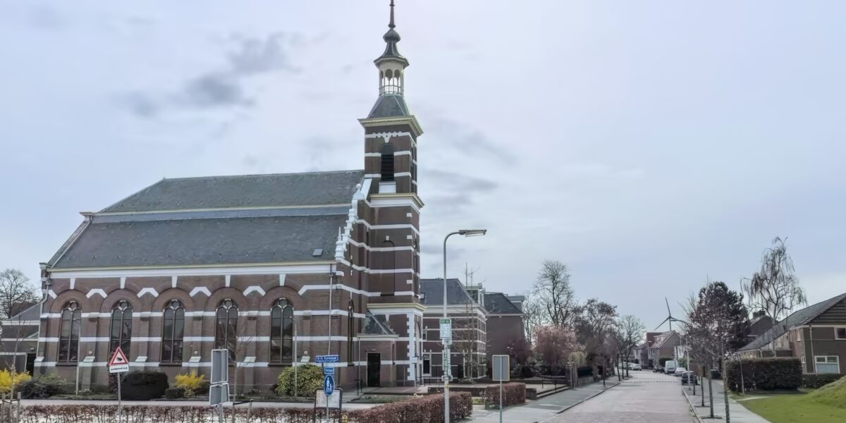 27 jaar restaureren: de bijzondere geschiedenis van de Dorpskerk in Leiderdorp
