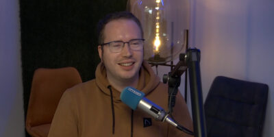 Thijs Vos in de studio van Centraal+, in gesprek met Michel Verheij