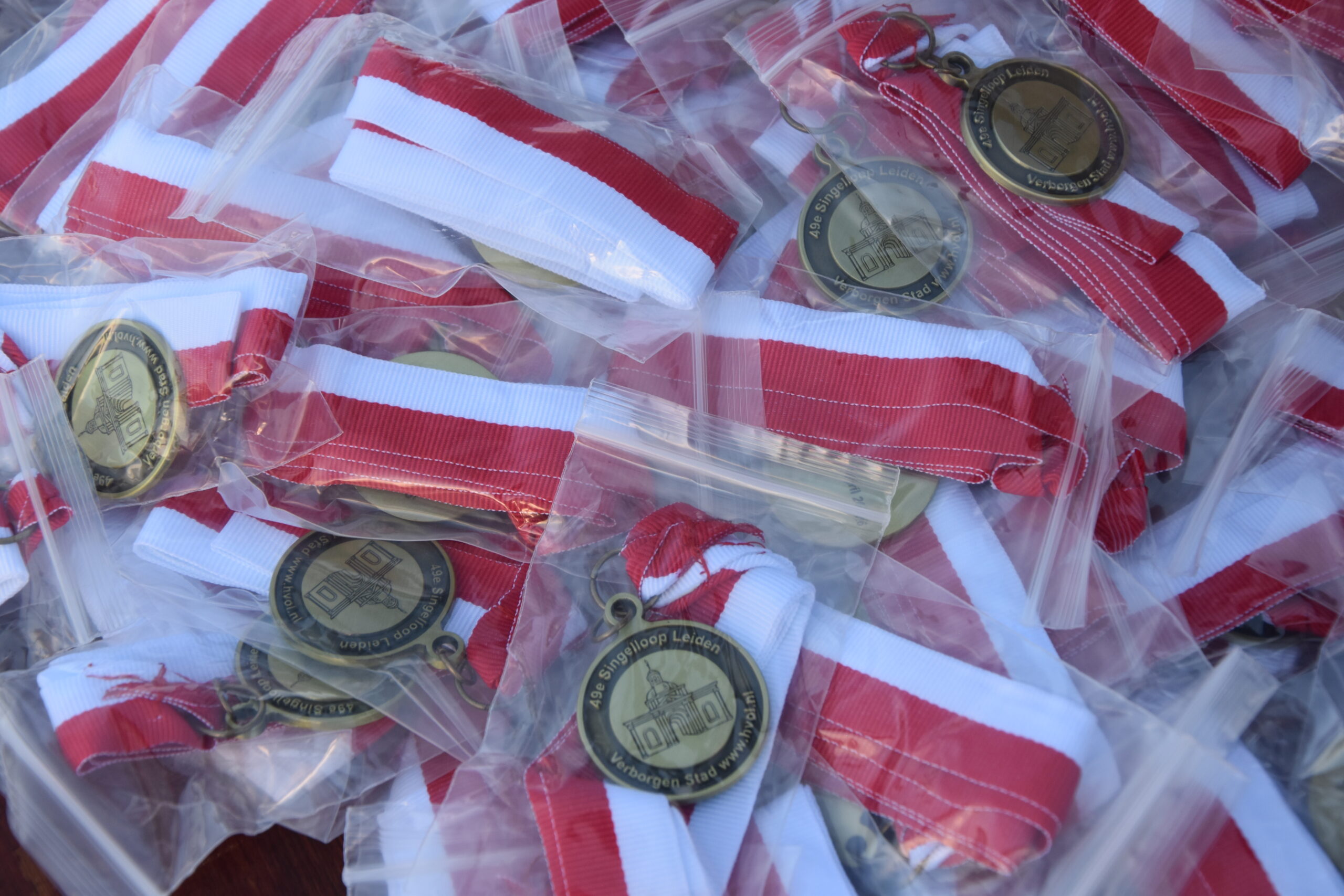 Medailles Singelloop 2026. (Foto: Peter van Delft).