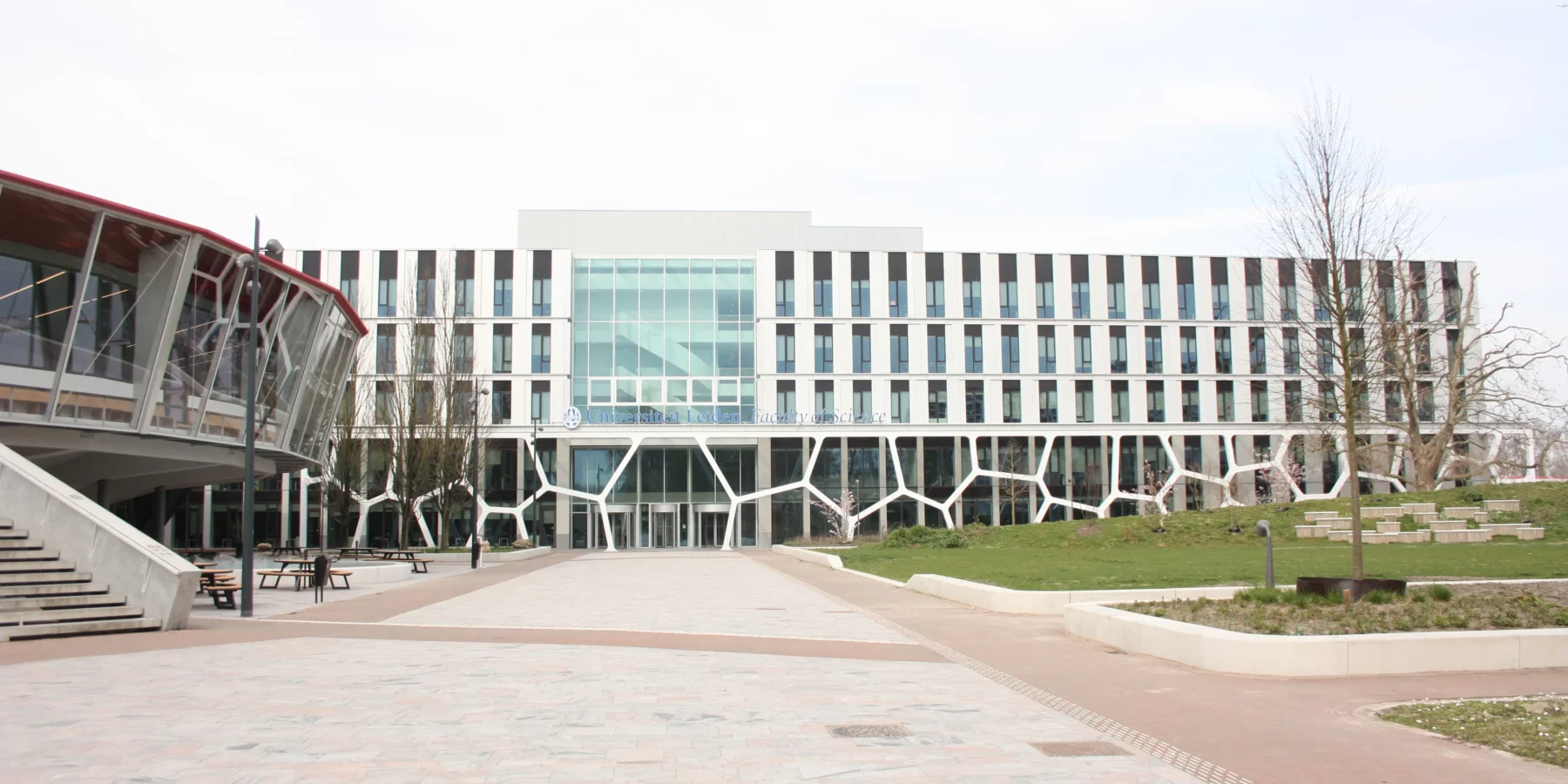 Het Gorlaeus gebouw van de Universiteit Leiden.