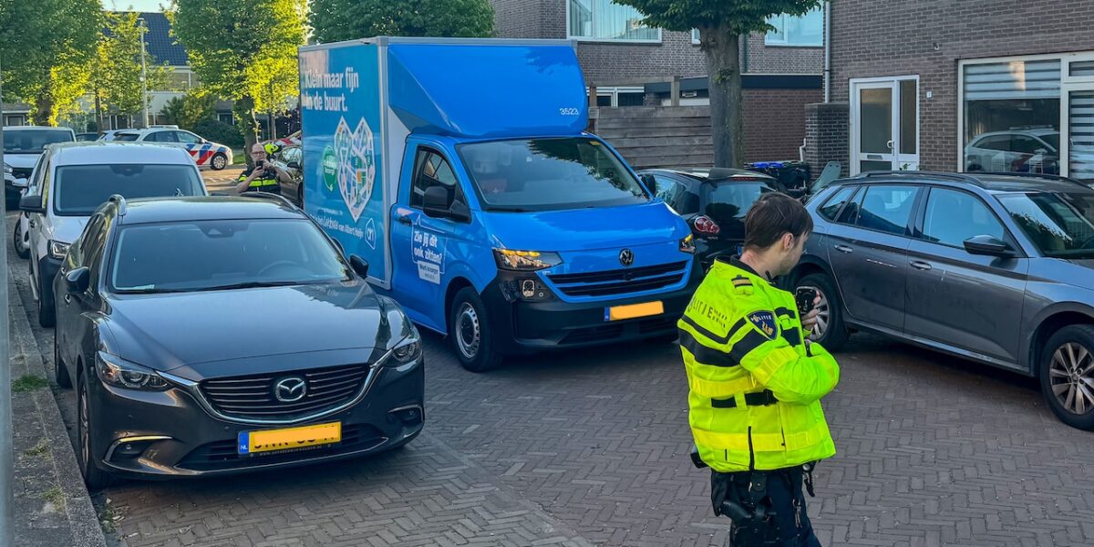 Kind aangereden door bezorgbus