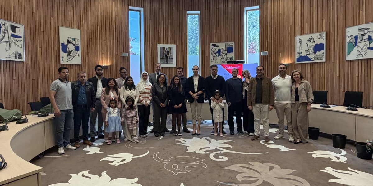 Naturalisatieceremonie in Leiderdorp: 11 inwoners worden Nederlander