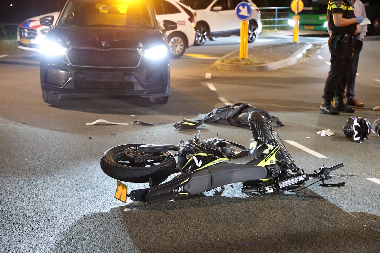 Ongeval Brommer Haarlemmertrekvaart Oegstgeest