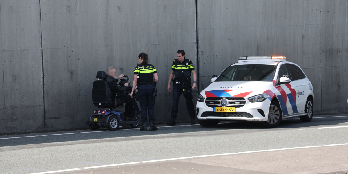 Man aangehouden die op scootmobiel Sijtwendetunnel in reed