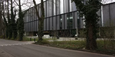 Gemeente Leiden organiseert een informatiebijeenkomst over de herinrichting van Fortuinlijk-Noord in Leiden bij Sportcomplex 1574.