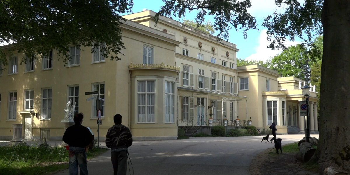 Nog één keer: rondleiding door Raadhuis de Paauw voor de grote renovatie