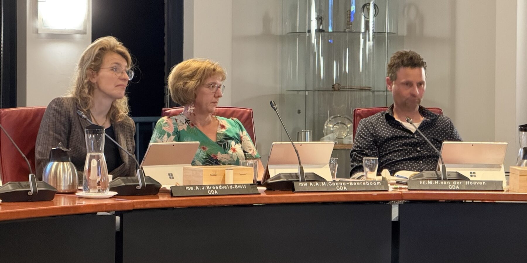 Coalitieprogramma Zoeterwoude aangenomen, maar grootste partij stemt tegen