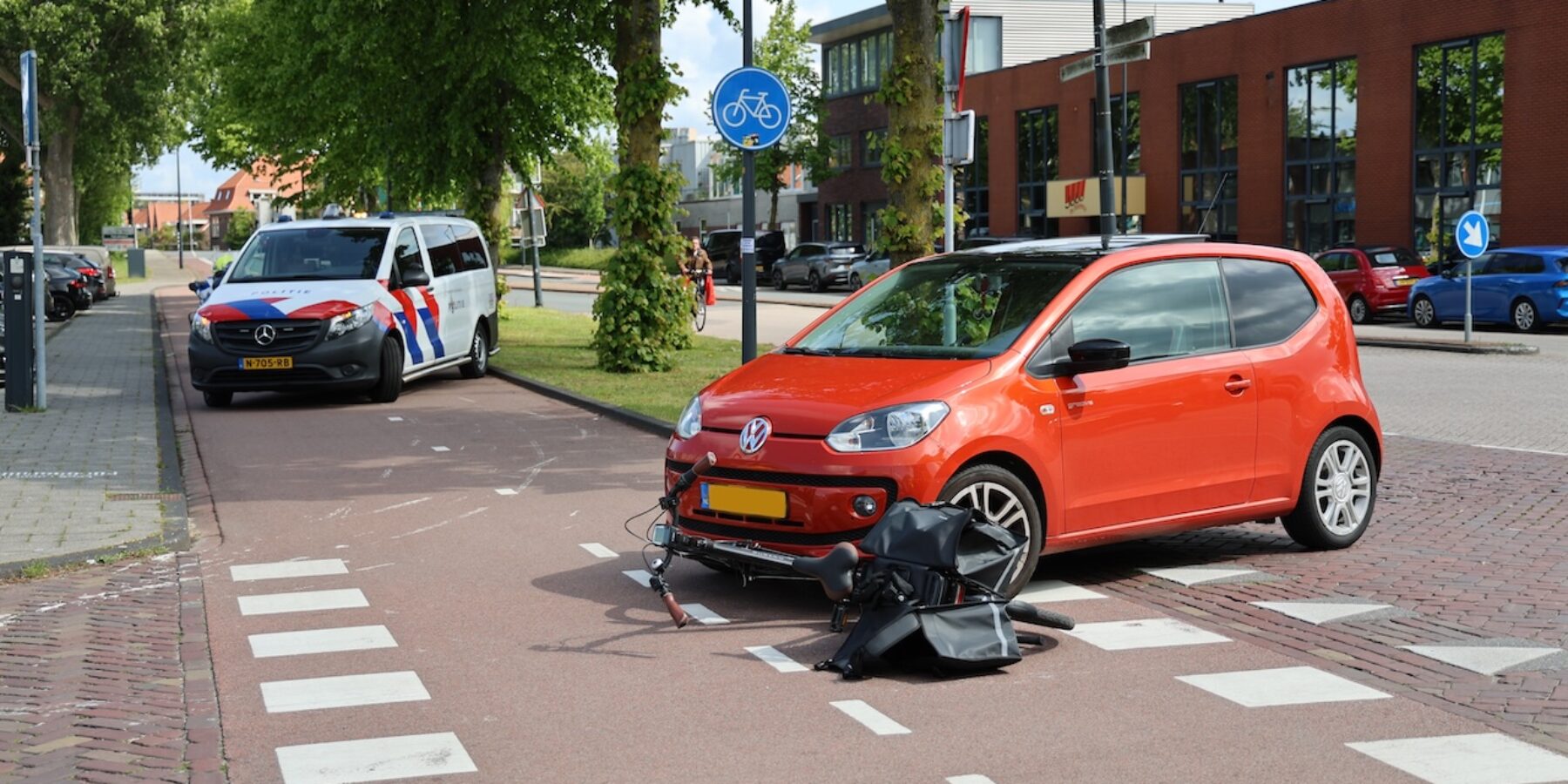 Fietser geschept op oversteekplaats