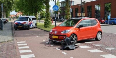 Fietser geschept op oversteekplaats