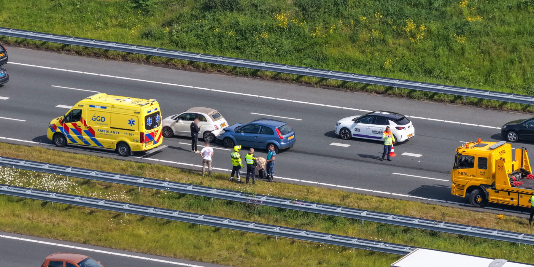 Flinke file na kop-staartbotsing op snelweg A4
