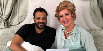 Christine Carrington in bed met Rudo Slappendel. Christine Carrinton vertelt over de coming out en haar toekomstdromen