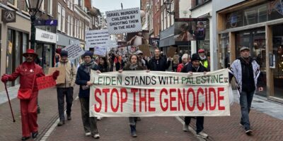 Palestina-demonstratie in Leiden trekt door de binnenstad