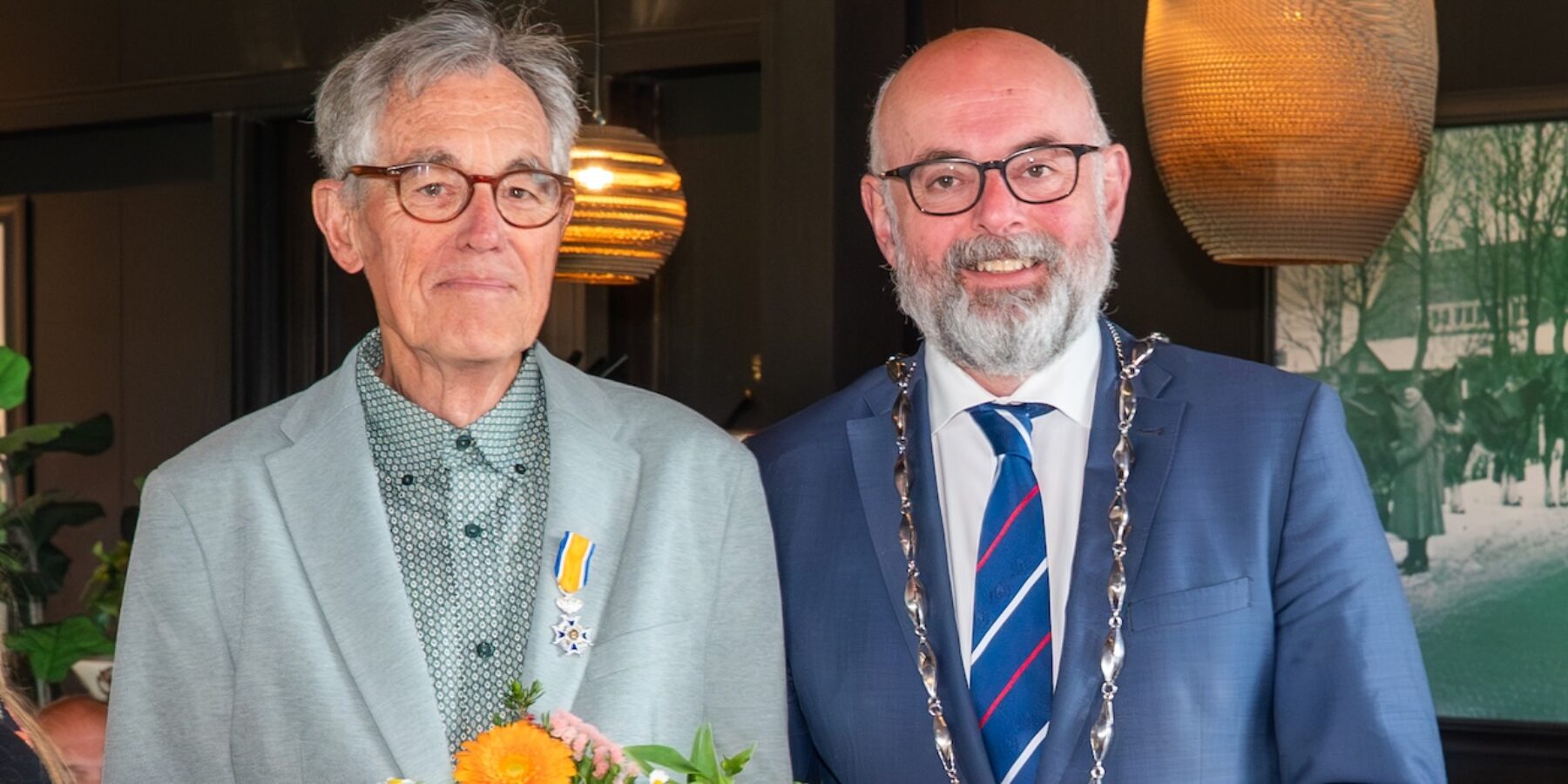 Koninklijke onderscheiding uitgereikt aan de heer Ledeboer