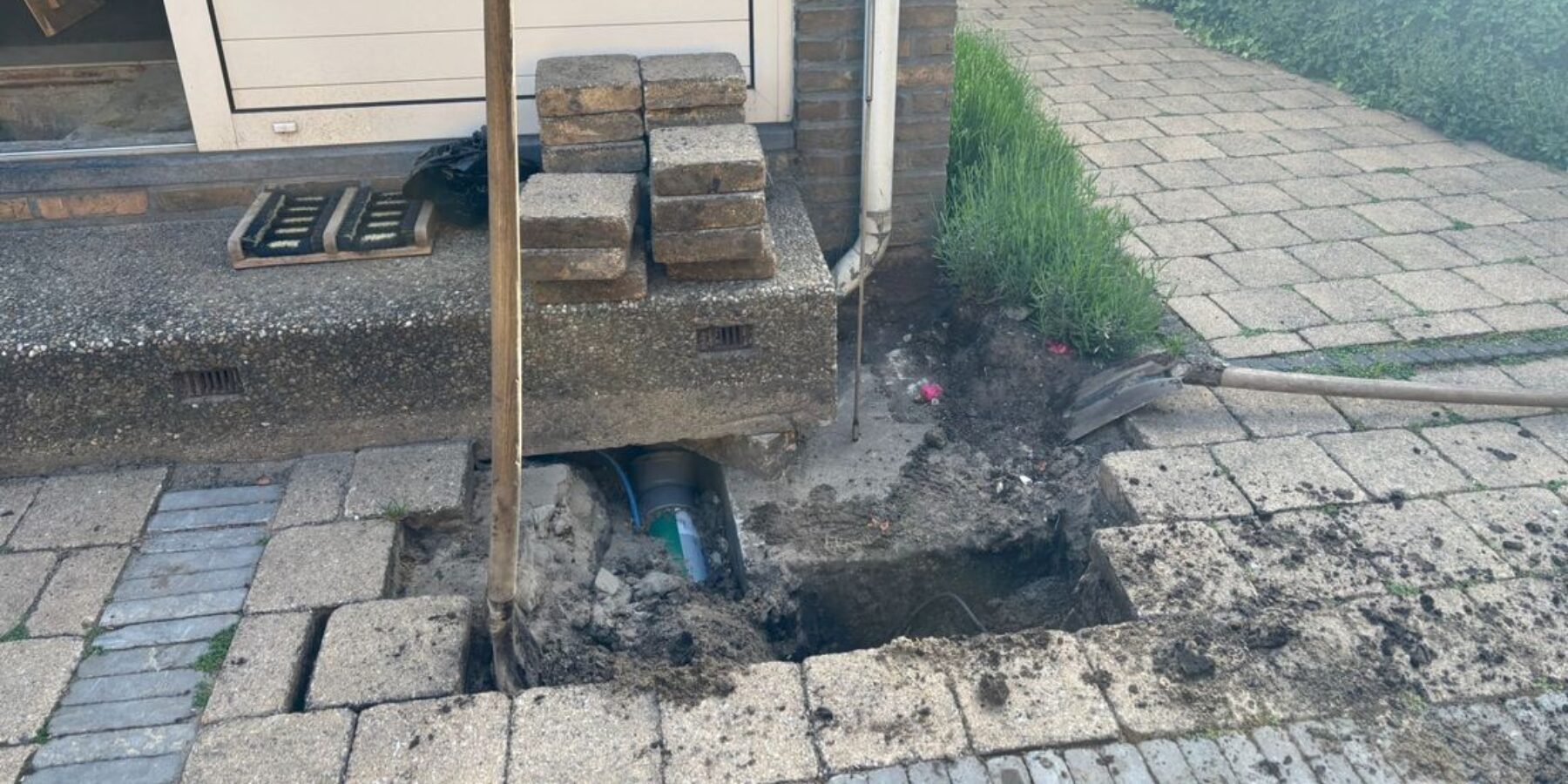 'Ondraaglijke' rioollucht na werkzaamheden in woonwijk