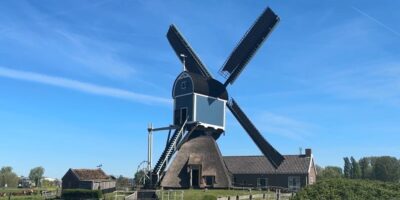 400 jaar en buitenspel, De Groote Molen in Zoeterwoude wil weer meedoen in de polder.