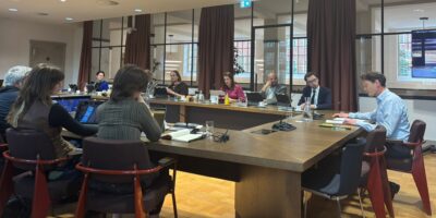 Overhandiging Voedselvisie aan Leidse Gemeenteraad.