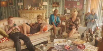 Cast van de serie Kees Flodder met onder anderen Oma Flodder en Tatjana Šimić