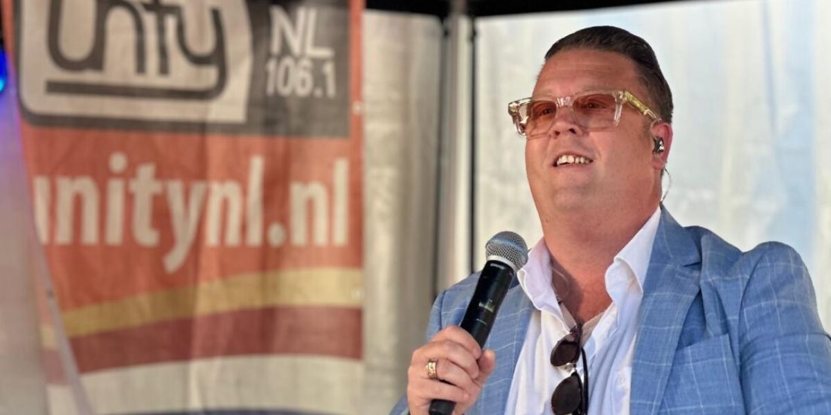 Rutger van Barneveld bij Unity NL on Tour op Zoeterwouds Dorpsfeest
