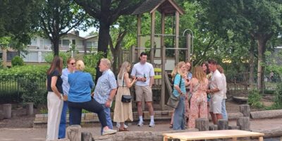 Fortgensschool viert 75-jarig bestaan met twee reünies. Oud leerlingen en oud leerkrachten kwamen samen.