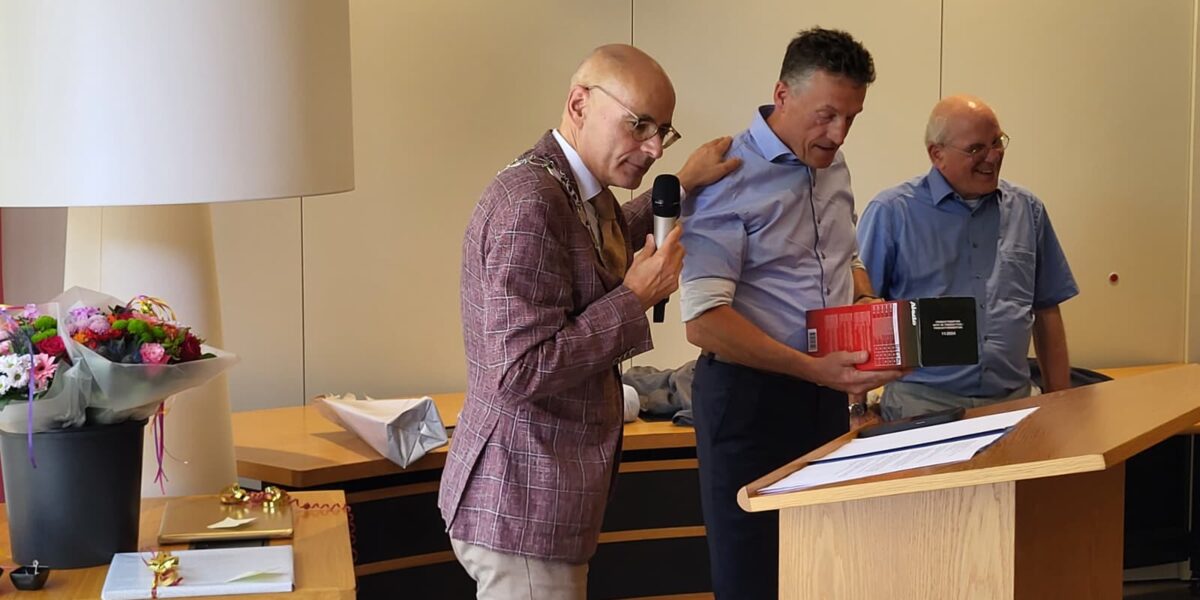 Dubbel afscheid wethouders Oegstgeest: 'Overweldigend en beetje ingewikkeld'