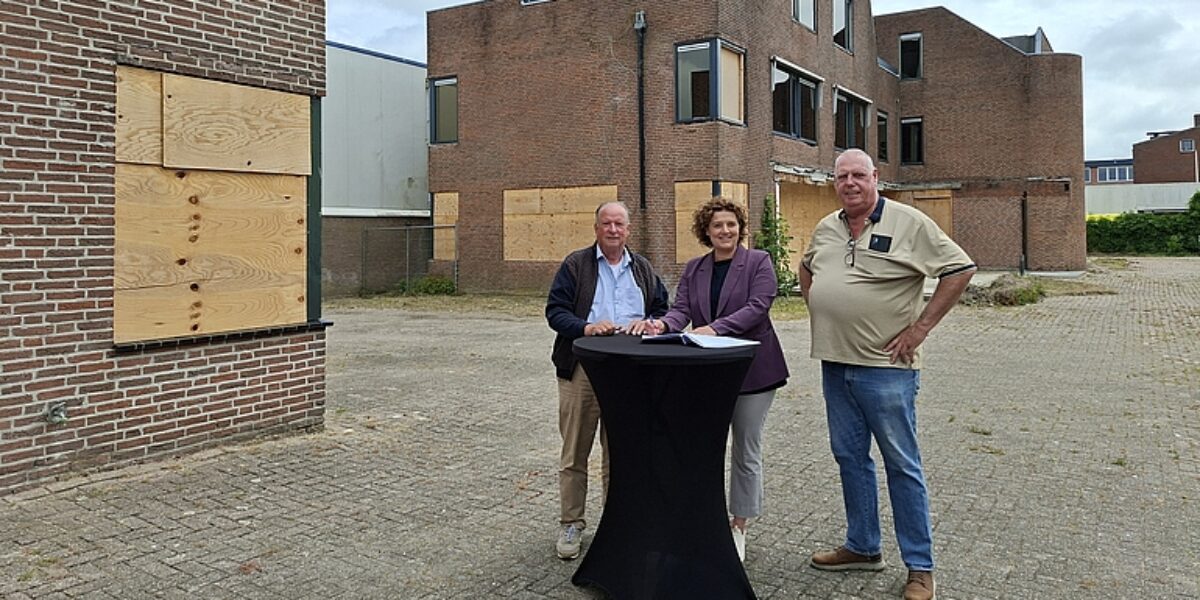 Onderzoek naar tijdelijke woningen aan Van der Marckstraat in Leiderdorp
