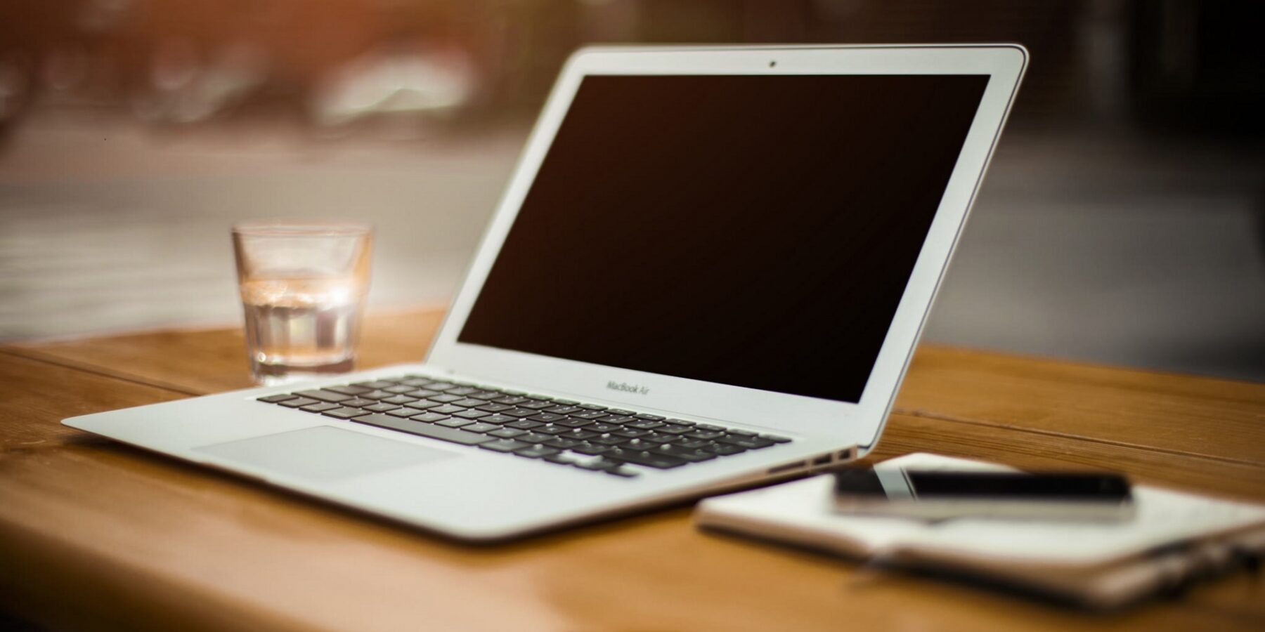 Bibliotheek Bollenstreek-Oegstgeest start op donderdag 2 juli met de cursus Klik & Tik.