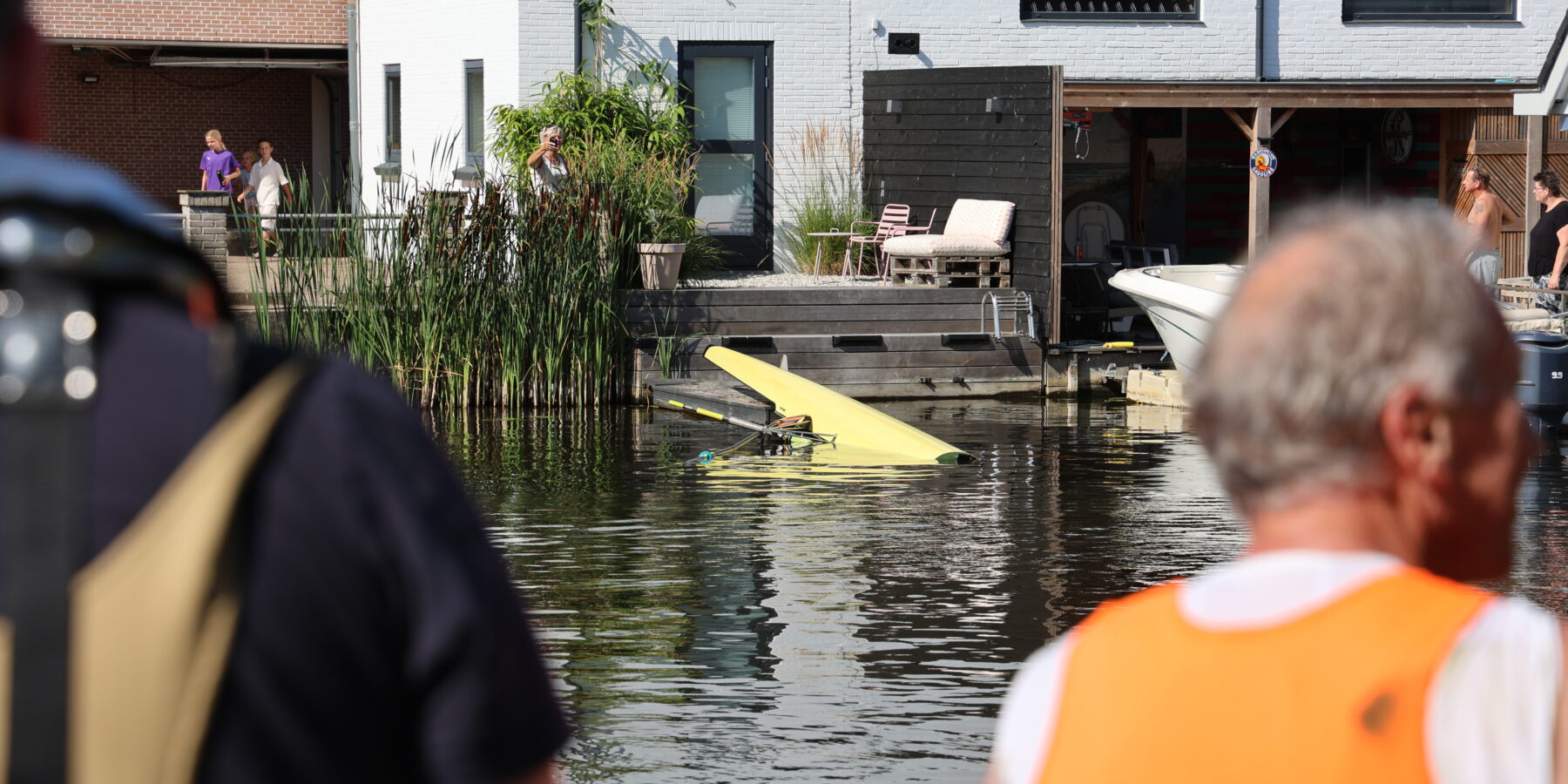 Roeiboot van Die Leythe betrokken bij aanvaring met vrachtschip op Oude Rijn