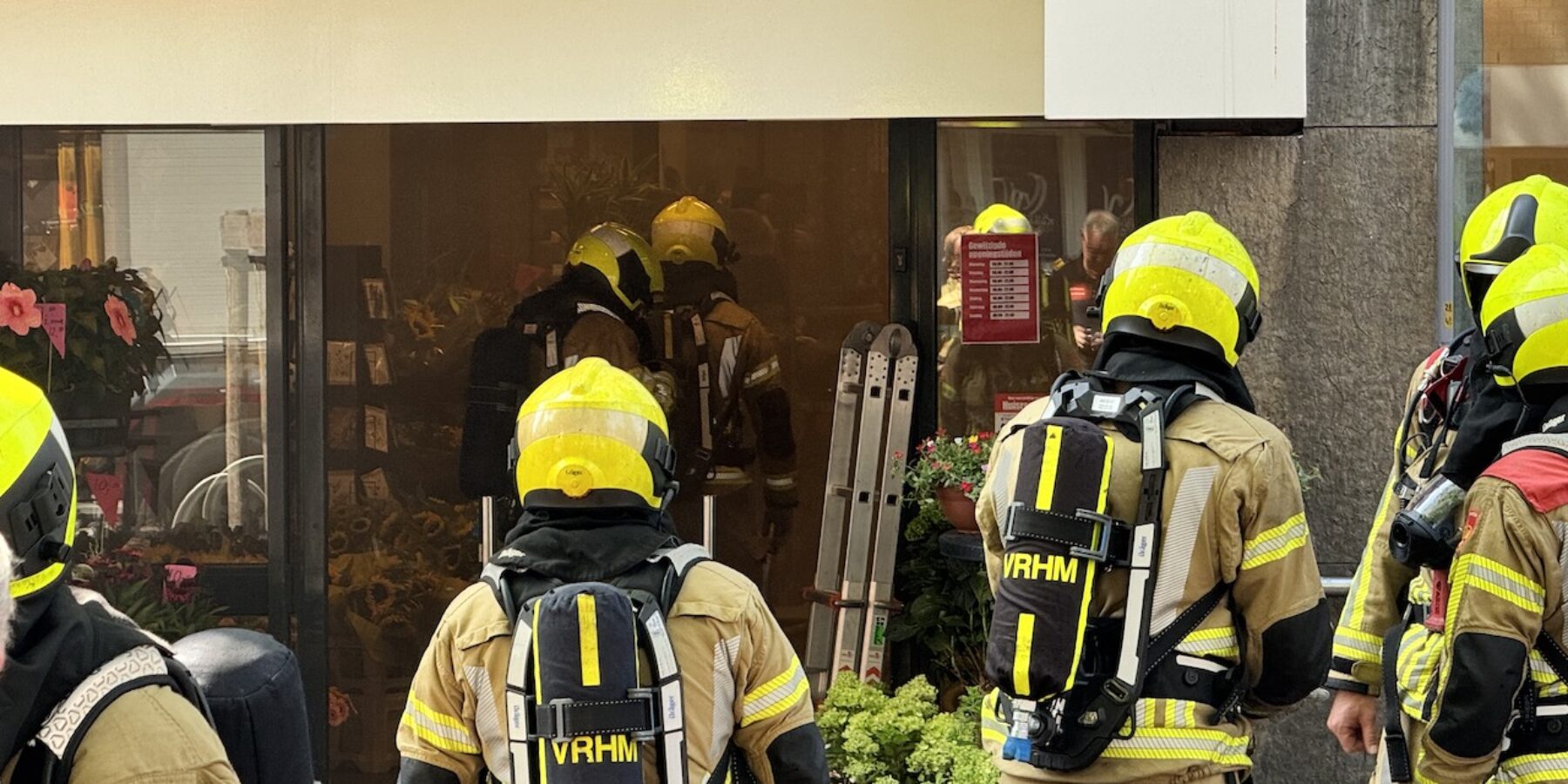 Brand in supermarkt aan Langegracht in Leiden