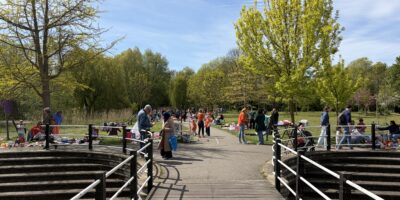 De ingang van het Stevenspark in Leiden.