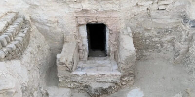 Leidse archeologen vinden graftombe