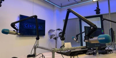 De radiostudio van de lokale omroep streekomroep Centraal+.