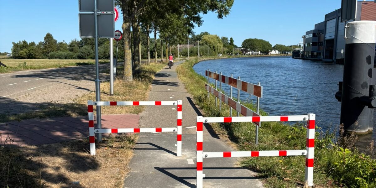 Veel vragen over slingerhekken op Jaagpad Leiderdorp