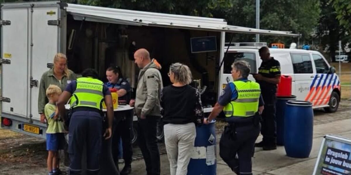 Politie met pop-up drugslab in Leidschendam
