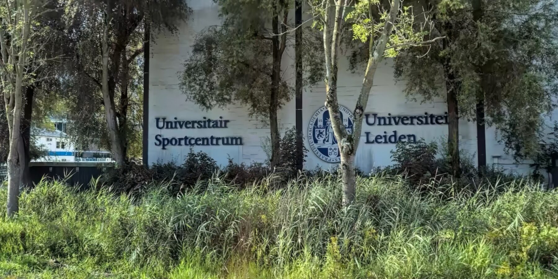Beton voormalig Universitair Sportcentrum wordt vermalen