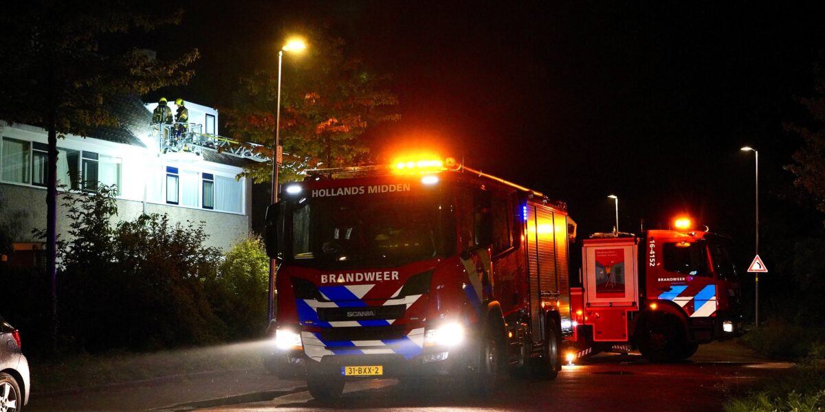 Inzet brandweer na mogelijke blikseminslag Leiderdorp