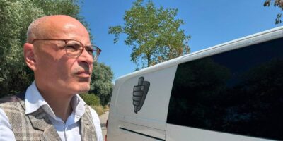 Burgemeester Emile Jaensch ziet de parkeerdruk toenemen in Oegstgeest.