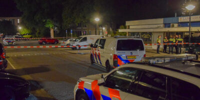 Zoektocht in Leiden naar automobilist die twee personen aanreed