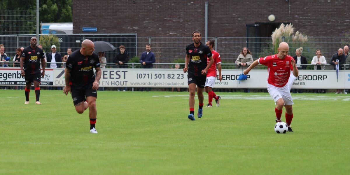 RCL verliest jubileumwedstrijd tegen FC de Rebellen