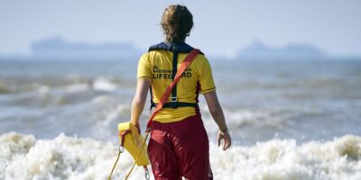 Waarschuwing op stranden langs Noordzee