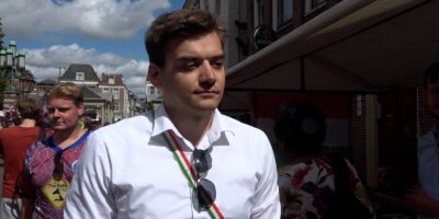 Marktkraam GNSV bekogeld met stinkbom