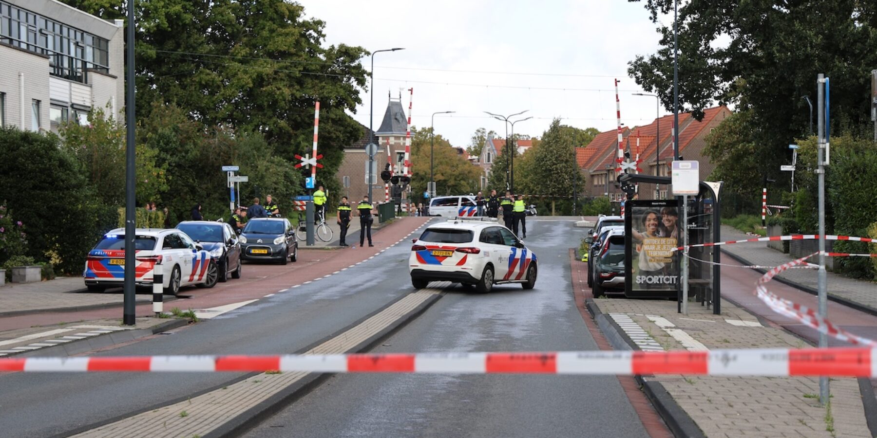 Kind zwaargewond bij aanrijding met scooter Vrijheidslaan