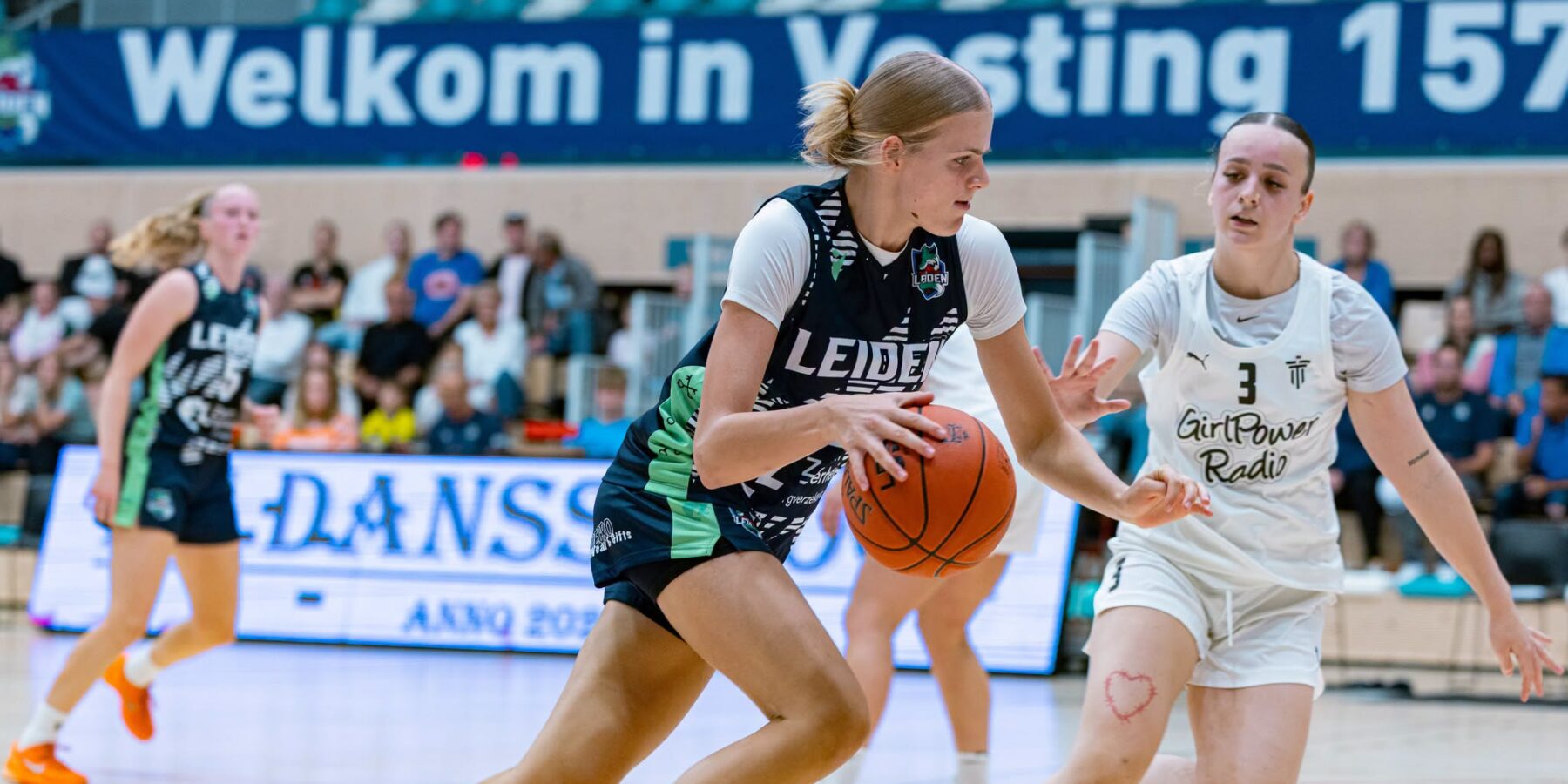 ZZ Leiden opent WBL-seizoen met ruime overwinning