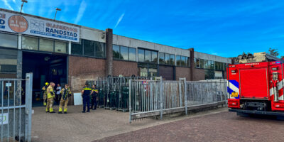 Eten brandt aan, brandweer rukt uit voor industriebrand