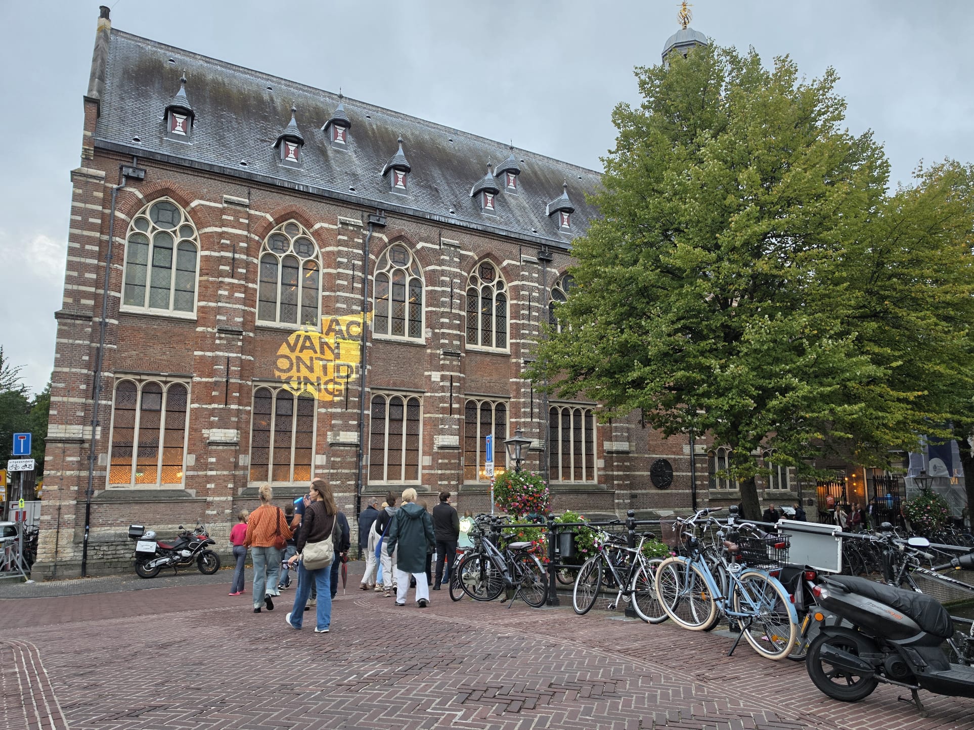 Het Academiegebouw aan het Rapenburg