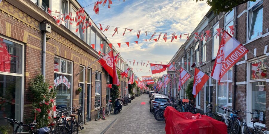 3 October Vereeniging zoekt 'Ontzet Talent' versierde straat Leidens Ontzet