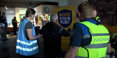 Oegstgeest oefent Noodsteunpunt in Dorpscentrum