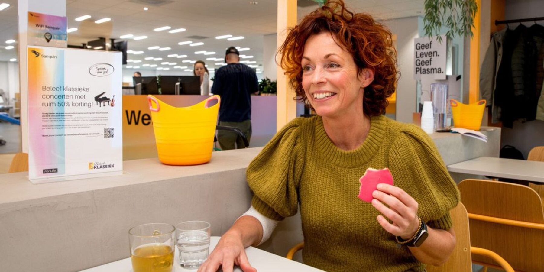 Graaiende bezoekers verpesten het bij bloedbank roze koek