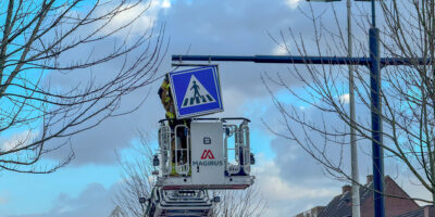 Bord los boven Stevenshofdreef in Leiden